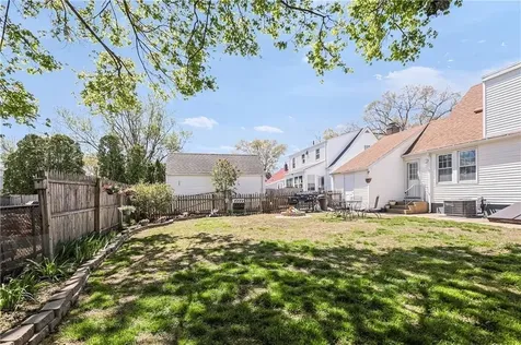 22 Phillips Avenue Warwick RI 02888