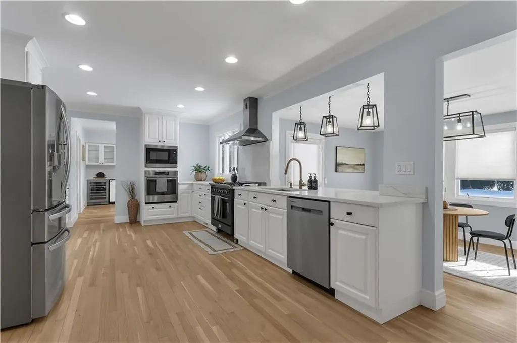 275 Meshanticut Valley Parkway Cranston RI 02920