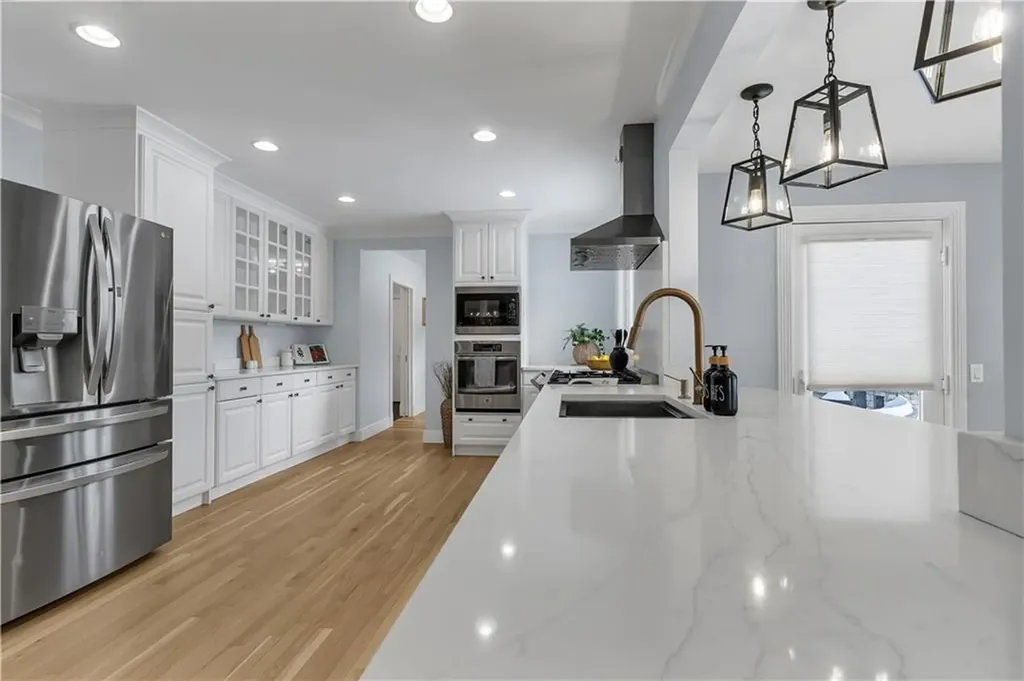 275 Meshanticut Valley Parkway Cranston RI 02920