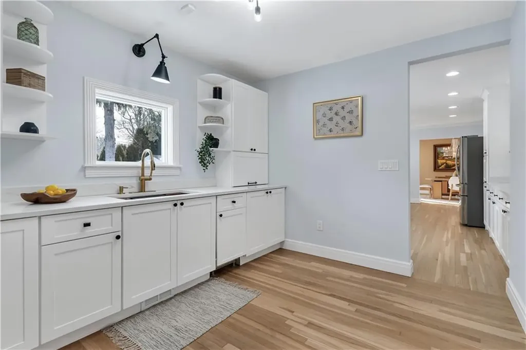 275 Meshanticut Valley Parkway Cranston RI 02920