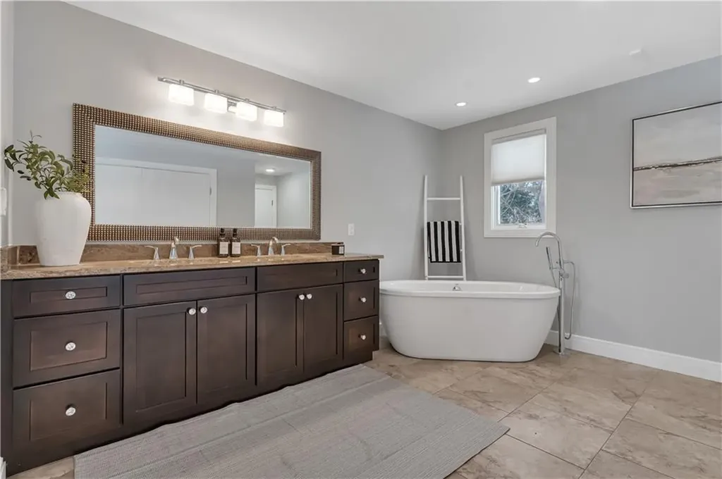 275 Meshanticut Valley Parkway Cranston RI 02920