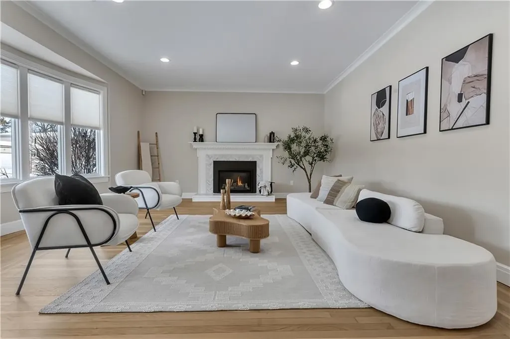 275 Meshanticut Valley Parkway Cranston RI 02920