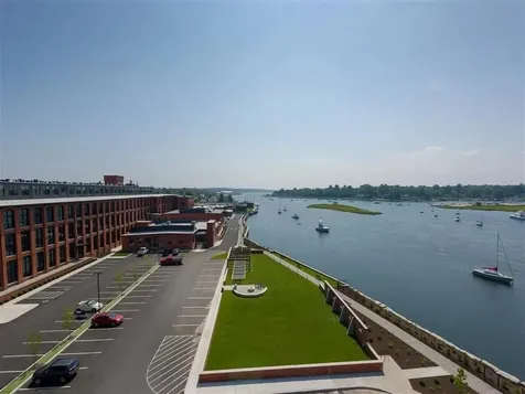 91 Main Street Warren RI 02885