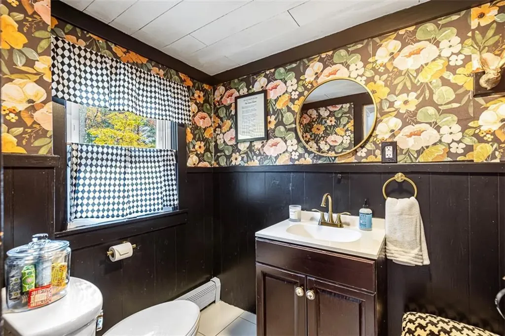 155 Stillwater Road Smithfield RI 02917