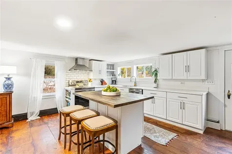 155 Stillwater Road Smithfield RI 02917