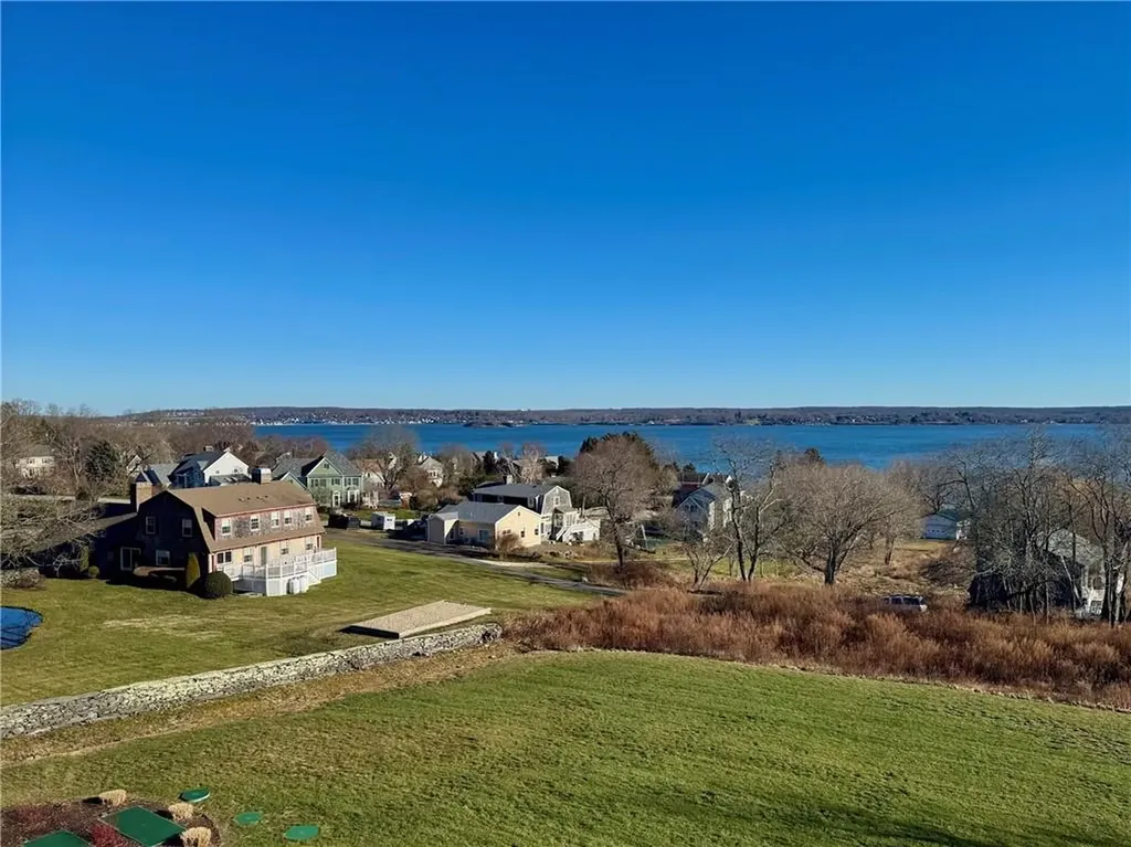 61 Immokolee Drive Portsmouth RI 02871