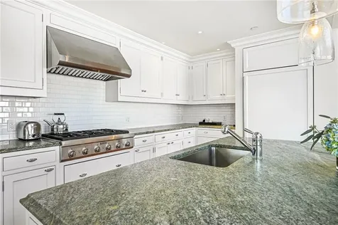 1 Bluff Avenue Westerly RI 02891