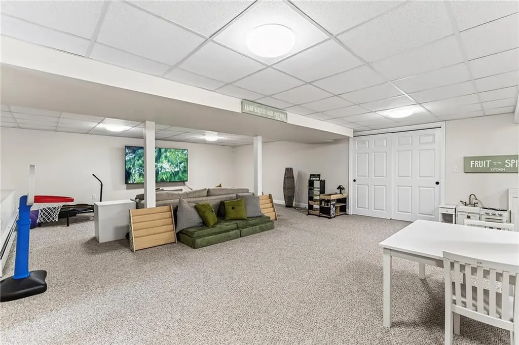 217 Belvedere Drive Cranston RI 02920