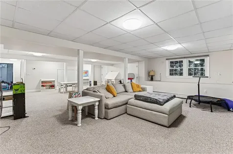 217 Belvedere Drive Cranston RI 02920