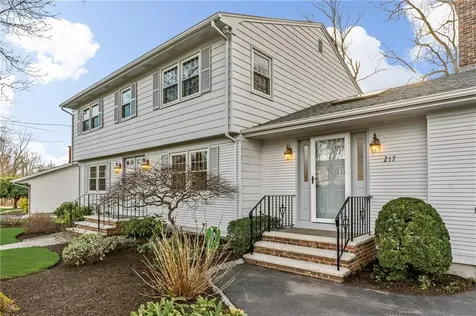 217 Belvedere Drive Cranston RI 02920