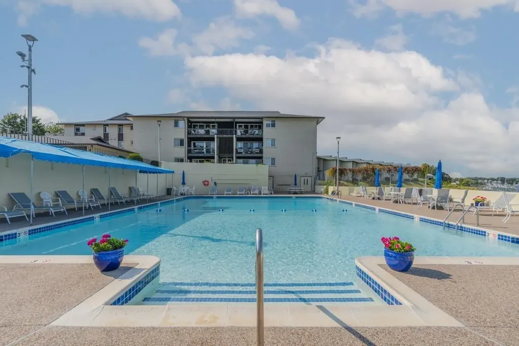 400 Narragansett Parkway Warwick RI 02888