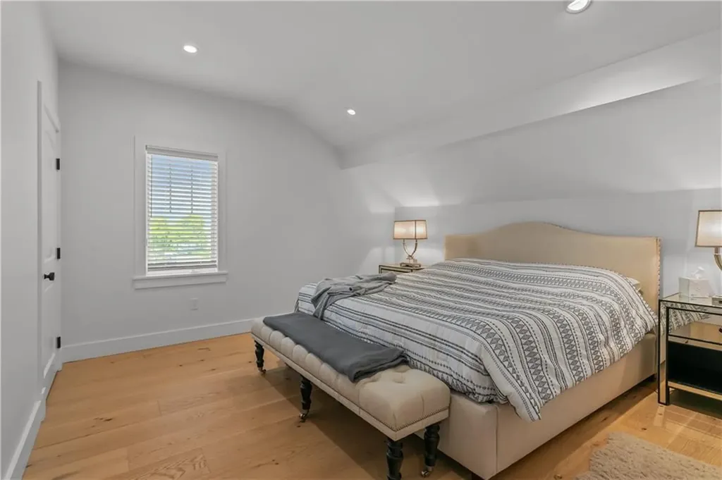 109 Carroll Avenue Newport RI 02840