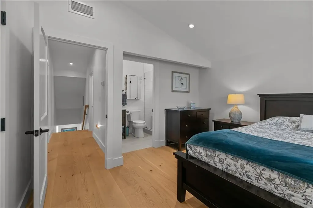 109 Carroll Avenue Newport RI 02840