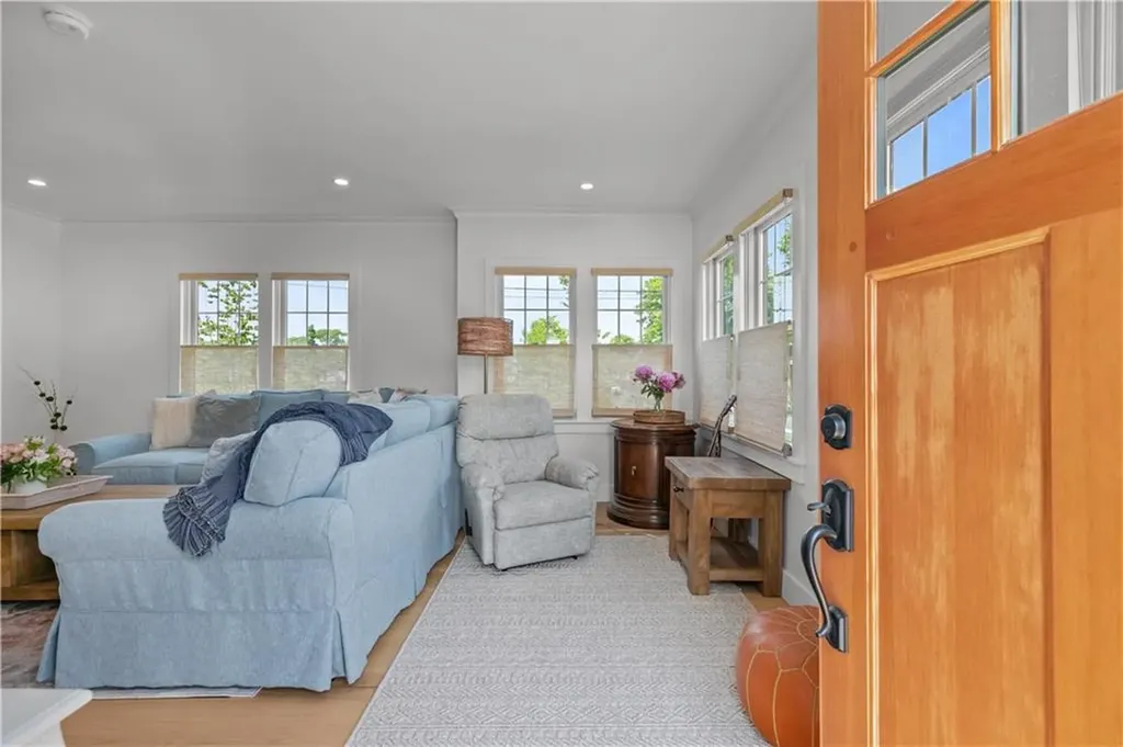 109 Carroll Avenue Newport RI 02840