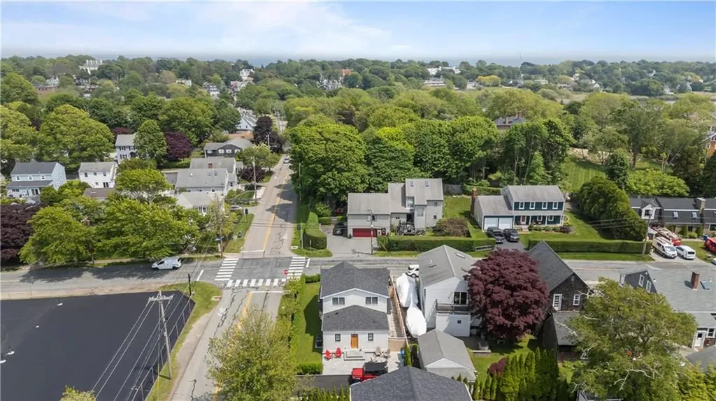 109 Carroll Avenue Newport RI 02840