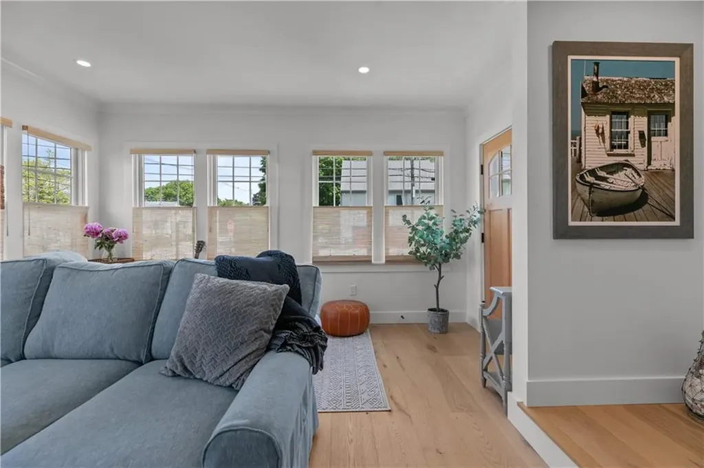 109 Carroll Avenue Newport RI 02840