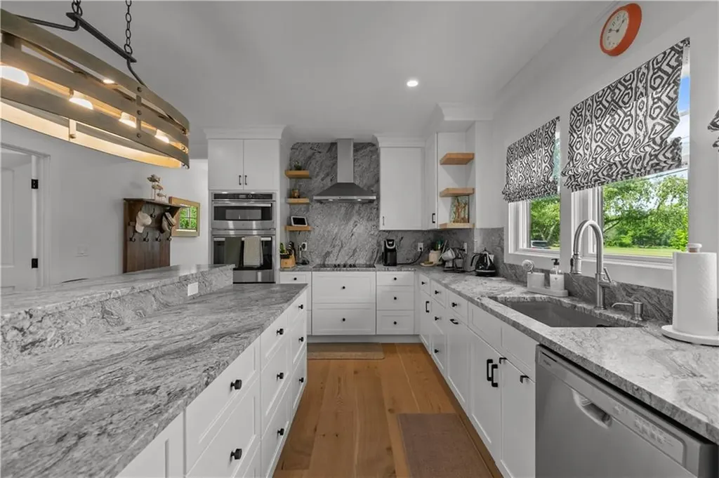109 Carroll Avenue Newport RI 02840