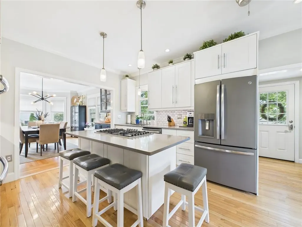 28 Spruce Street Westerly RI 02891