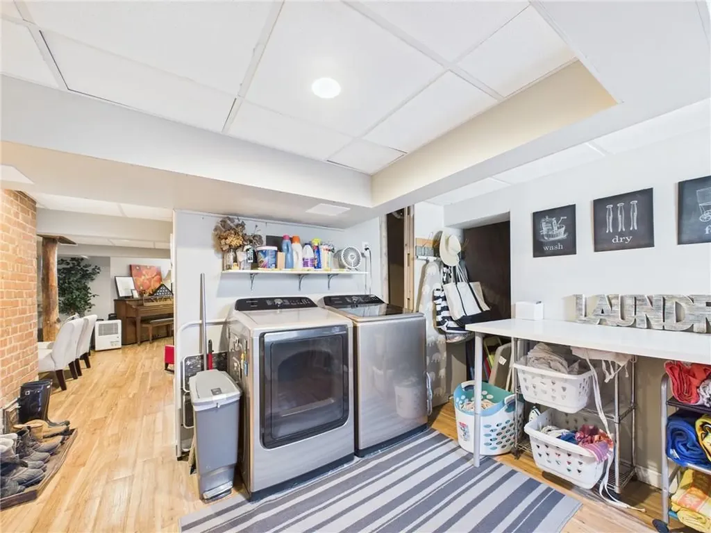 28 Spruce Street Westerly RI 02891