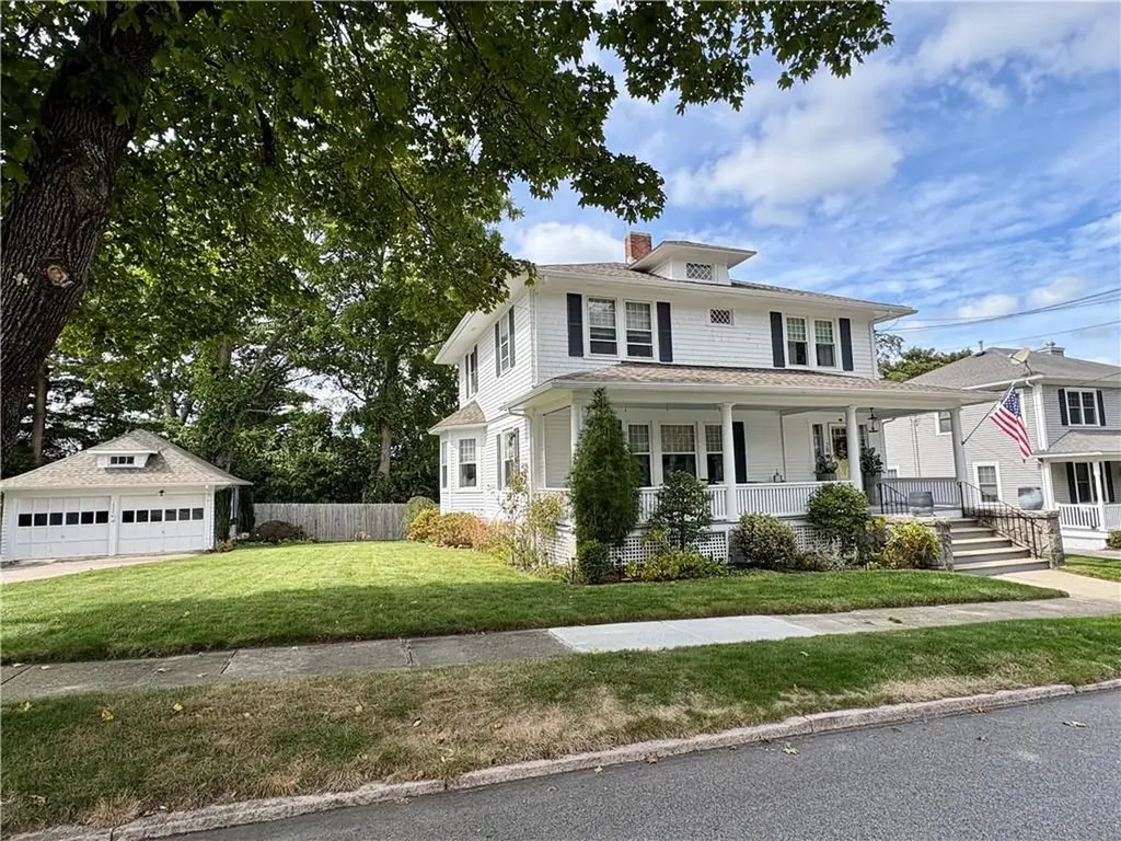 28 Spruce Street Westerly RI 02891