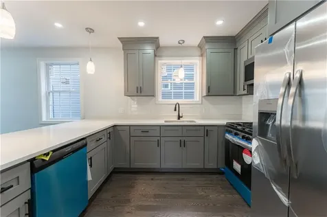 14 Burnside Street Providence RI 02905
