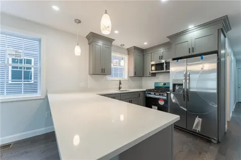 14 Burnside Street Providence RI 02905