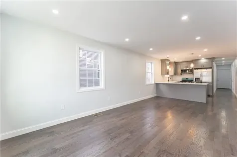 14 Burnside Street Providence RI 02905