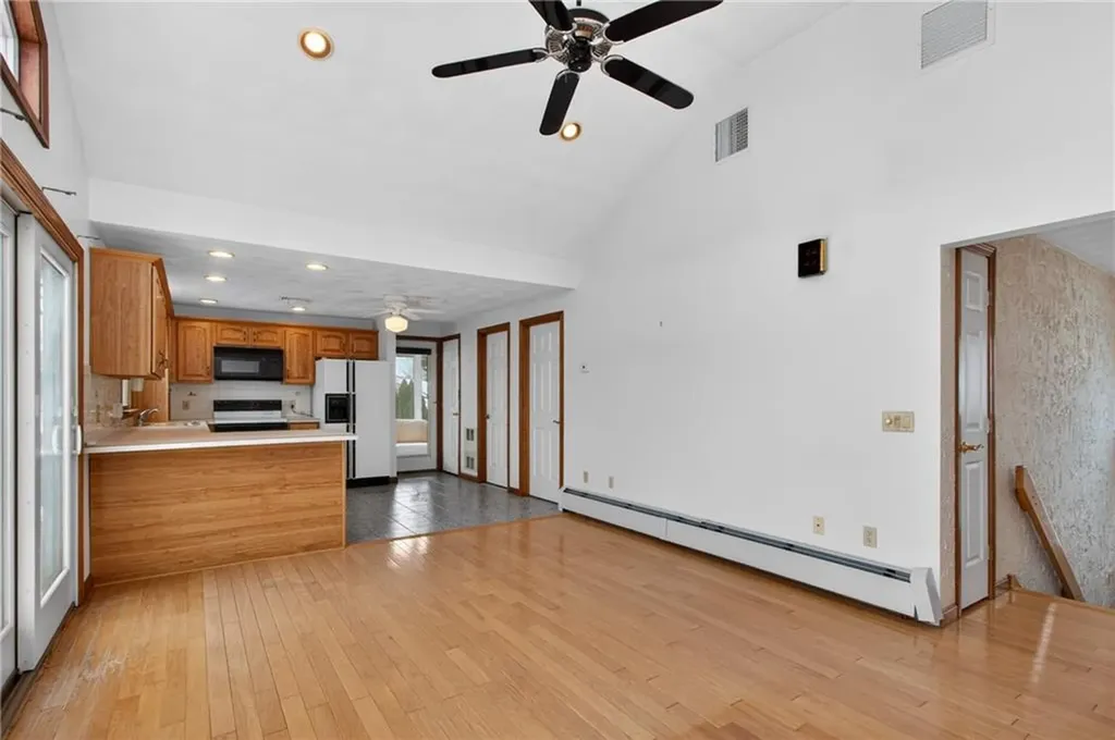 1309 Anthony Road Portsmouth RI 02871