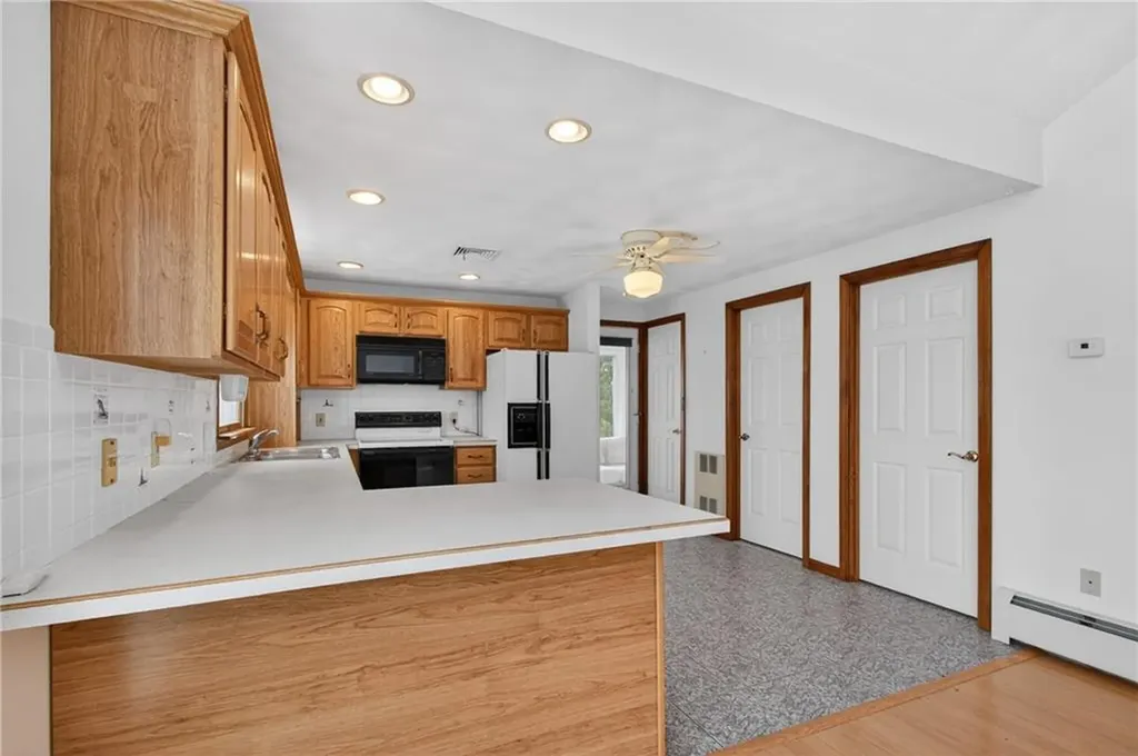 1309 Anthony Road Portsmouth RI 02871