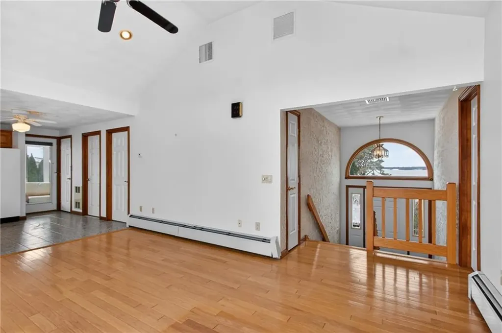 1309 Anthony Road Portsmouth RI 02871