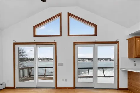 1309 Anthony Road Portsmouth RI 02871