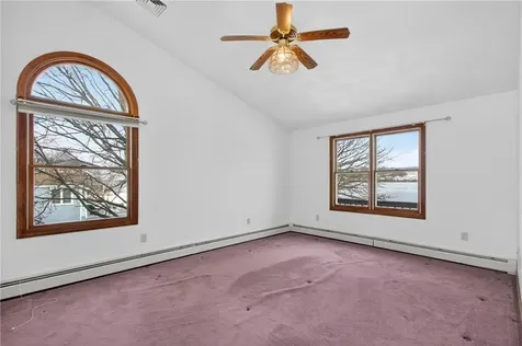 1309 Anthony Road Portsmouth RI 02871