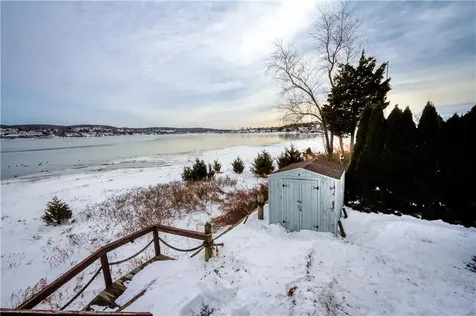 1309 Anthony Road Portsmouth RI 02871