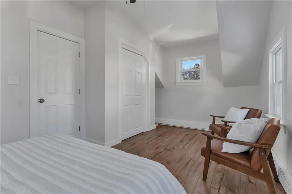 10 Booth Avenue East Providence RI 02915