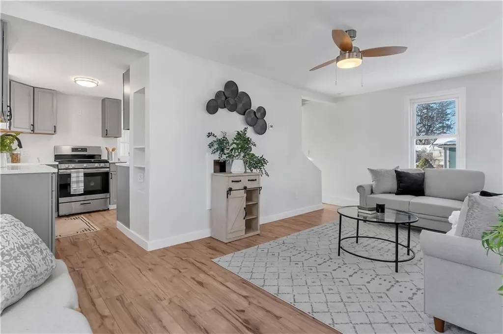 10 Booth Avenue East Providence RI 02915