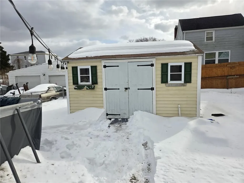 236 State Street Bristol RI 02809