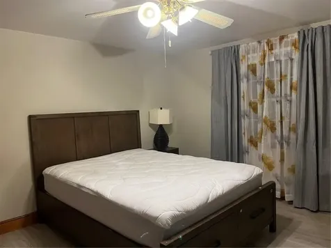 556 Metacom Avenue Bristol RI 02809