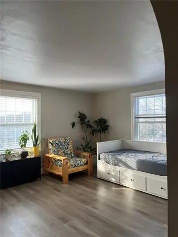 556 Metacom Avenue Bristol RI 02809