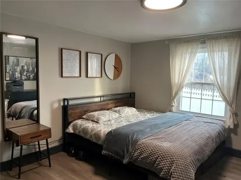 556 Metacom Avenue Bristol RI 02809