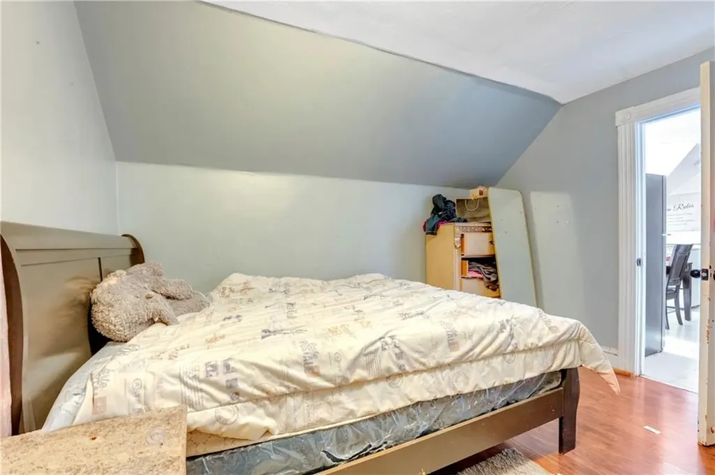 274 276 Lonsdale Avenue Pawtucket RI 02860