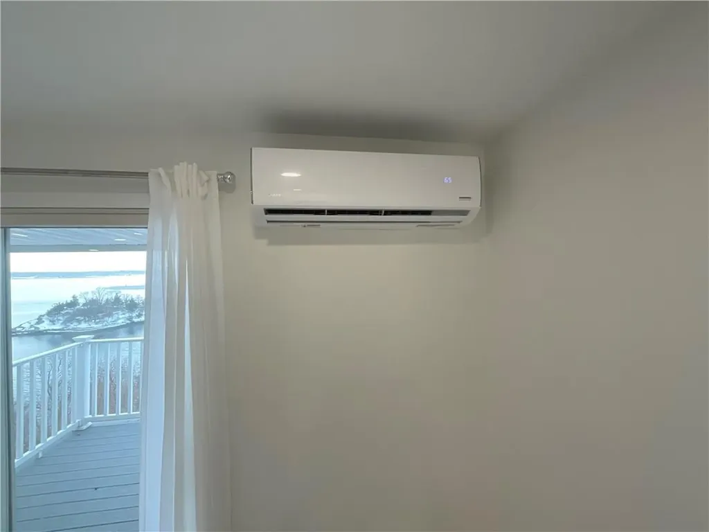 33 Bullocks Point Avenue East Providence RI 02915