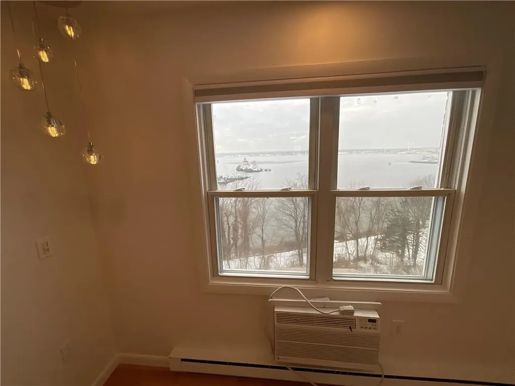 33 Bullocks Point Avenue East Providence RI 02915