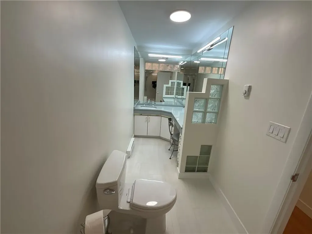 33 Bullocks Point Avenue East Providence RI 02915