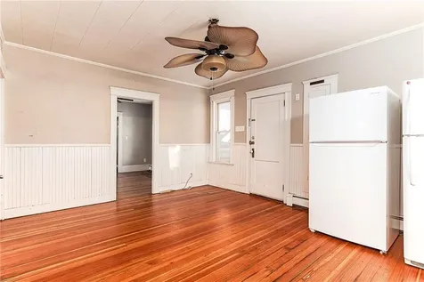 68 Kenwood Street Woonsocket RI 02895