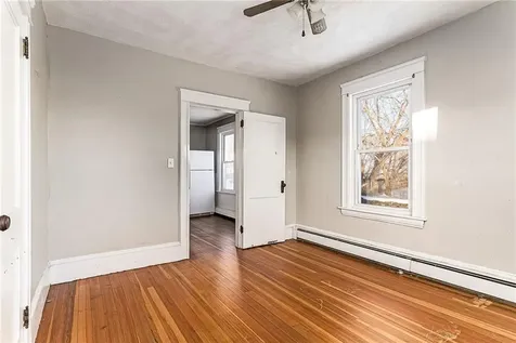 68 Kenwood Street Woonsocket RI 02895