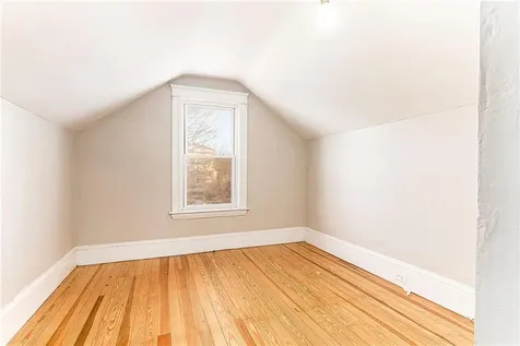 68 Kenwood Street Woonsocket RI 02895