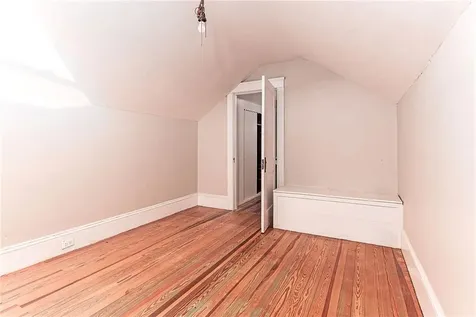68 Kenwood Street Woonsocket RI 02895