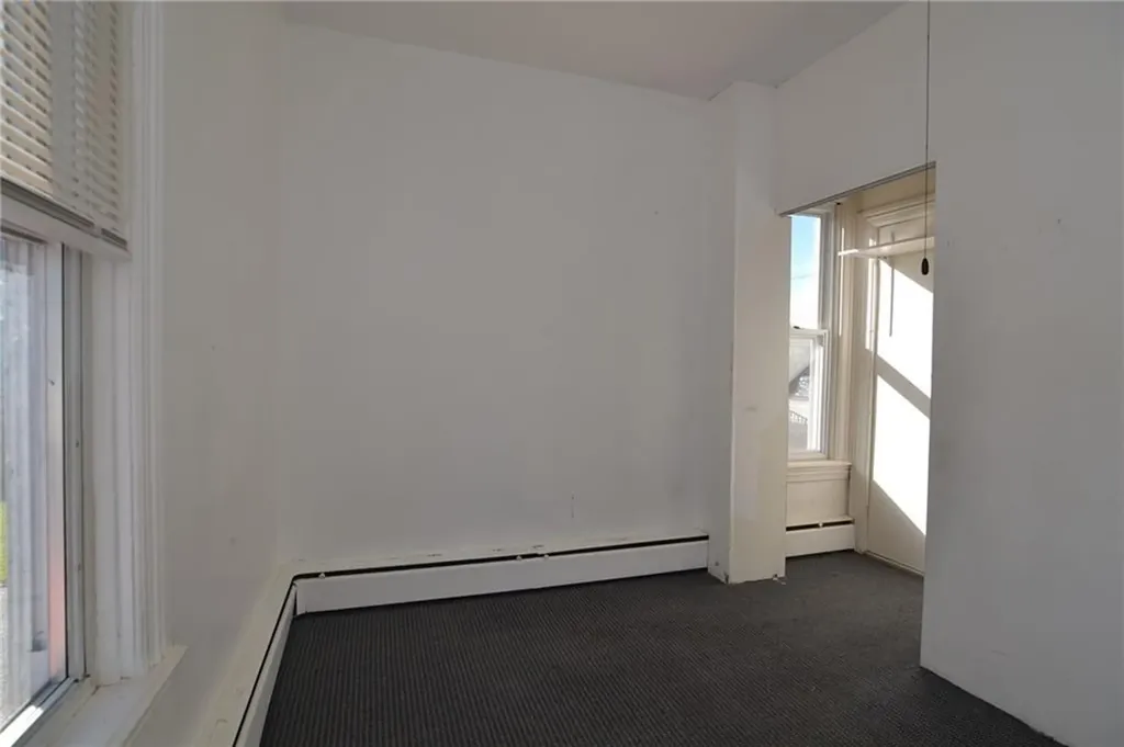 24 Arnold Street Lincoln RI 02865