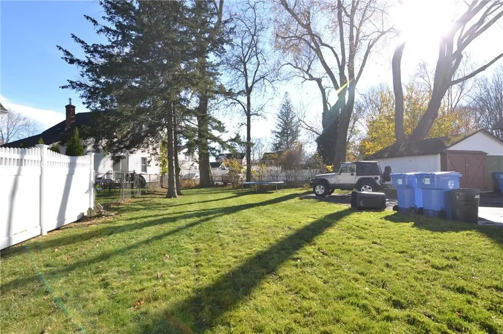 24 Arnold Street Lincoln RI 02865