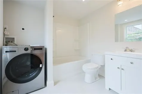 529 Wood Street Bristol RI 02809